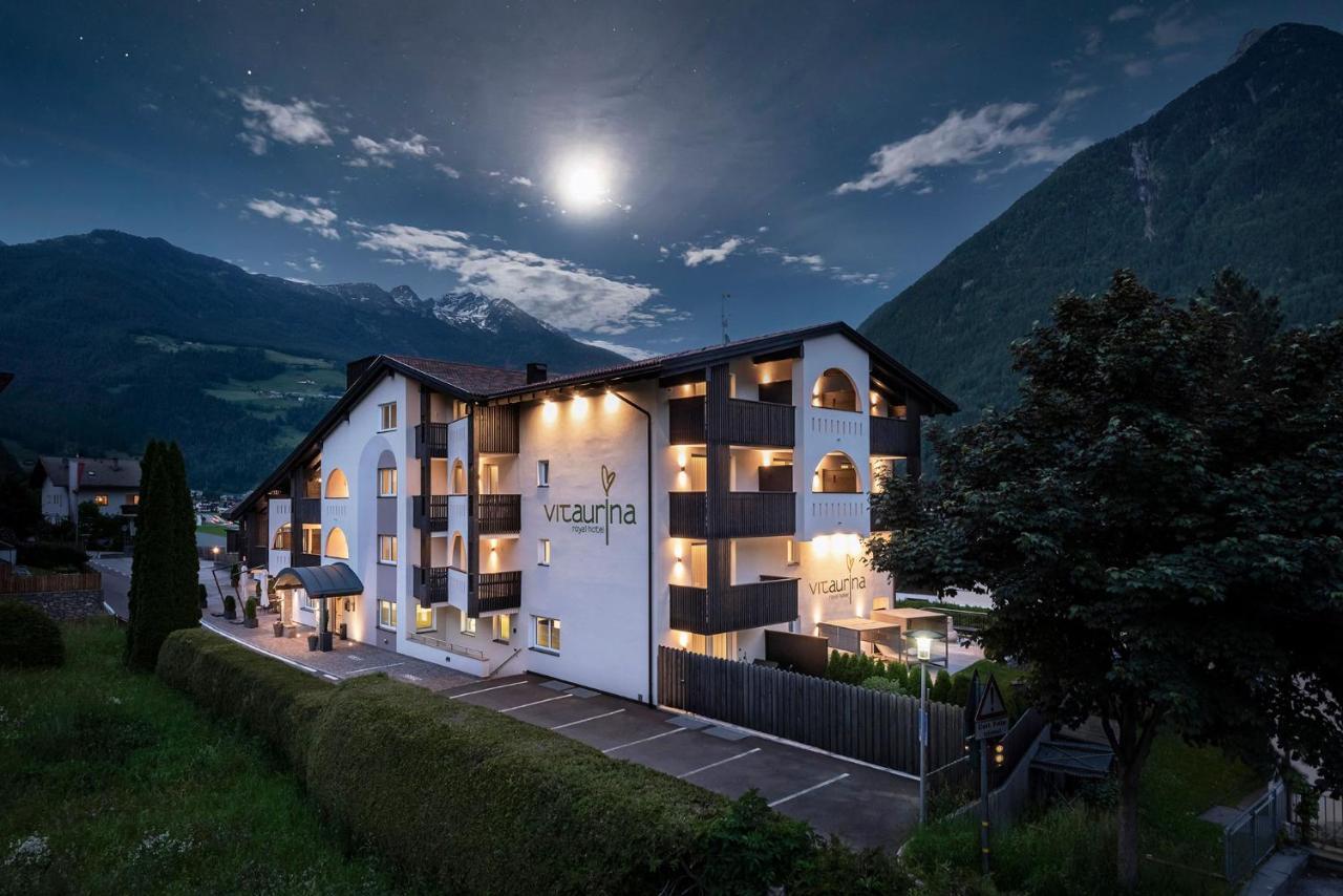Vitaurina Royal Hotel Mühlen in Taufers Exterior foto