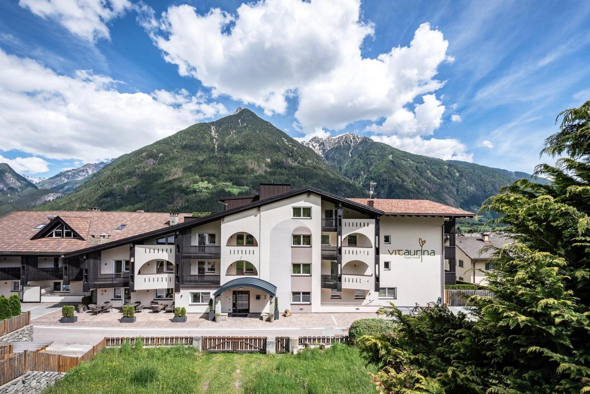 Vitaurina Royal Hotel Mühlen in Taufers Exterior foto